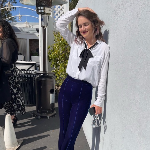 Meet your Posher, Olivia - Picture 1 of 1